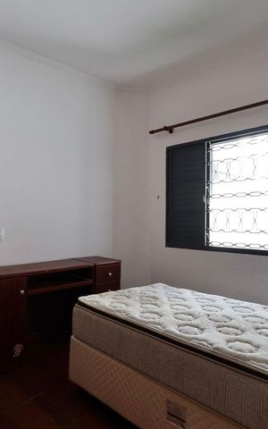 Casa para alugar com 300m², 3 quartos e 4 vagas Casa para alugar com 300m², 3 quartos e 4 vagasQuarto 3
