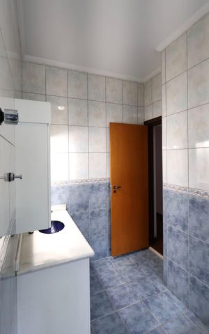 Casa para alugar com 300m², 3 quartos e 4 vagas Casa para alugar com 300m², 3 quartos e 4 vagasBanheiro da Suíte