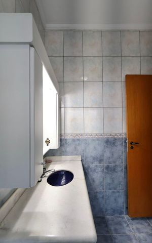 Casa para alugar com 300m², 3 quartos e 4 vagas Casa para alugar com 300m², 3 quartos e 4 vagasBanheiro da Suíte