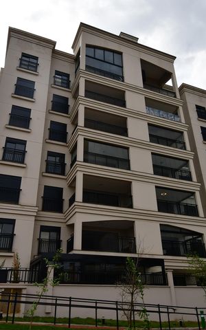 Apartamento à venda com 92m², 3 quartos e 2 vagasFachada do bloco