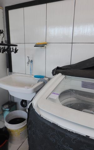 Casa à venda com 162m², 3 quartos e 2 vagasLavanderia e Lazer