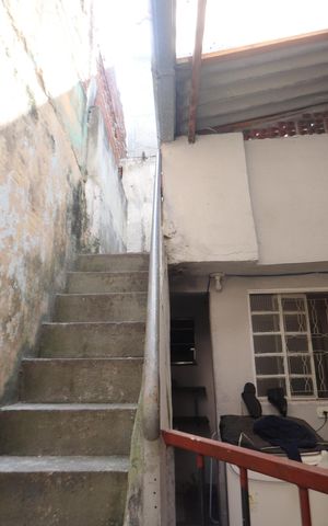 Casa à venda com 162m², 3 quartos e 2 vagasCasa 1
