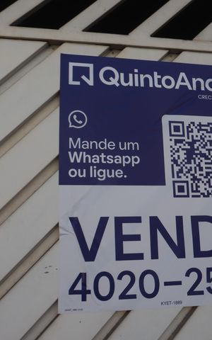 Casa à venda com 162m², 3 quartos e 2 vagasPlaca
