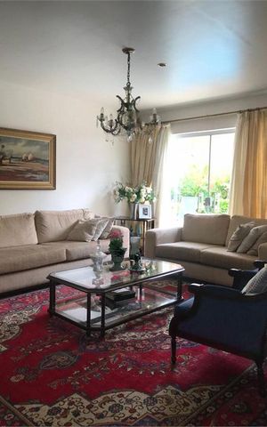 Casa de condomínio à venda com 310m², 4 quartos e 4 vagas