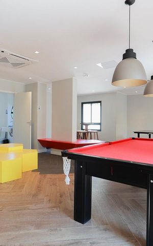 Apartamento à venda com 49m², 2 quartos e 1 vaga Apartamento à venda com 49m², 2 quartos e 1 vagaÁrea comum - Salão de jogos