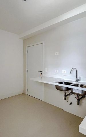 Apartamento à venda com 153m², 3 quartos e 2 vagas Apartamento à venda com 153m², 3 quartos e 2 vagasCozinha