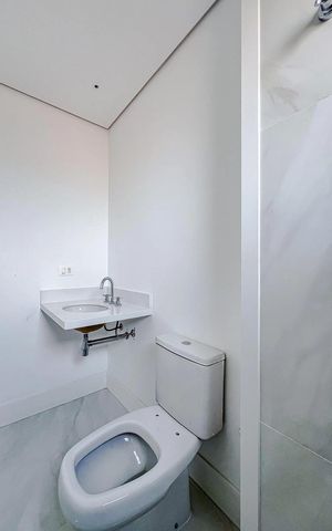 Apartamento à venda com 153m², 3 quartos e 2 vagas Apartamento à venda com 153m², 3 quartos e 2 vagasBanheiro
