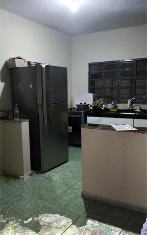 Casa à venda com 100m², 2 quartos e 1 vaga