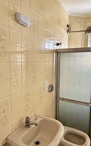 Apartamento à venda com 60m², 2 quartos e 1 vaga Apartamento à venda com 60m², 2 quartos e 1 vagaBanheiro
