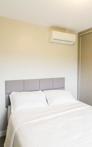 Apartamento à venda com 84m², 2 quartos e 2 vagas Apartamento à venda com 84m², 2 quartos e 2 vagasSuíte