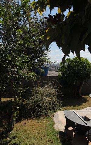 Casa para alugar com 120m², 3 quartos e 1 vagaQuintal