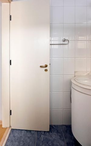 Casa de condomínio à venda com 173m², 3 quartos e 2 vagasBanheiro da Suíte 2
