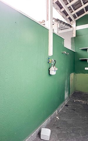 Casa de condomínio à venda com 173m², 3 quartos e 2 vagasÁrea de Serviço