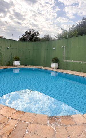 Casa de condomínio à venda com 173m², 3 quartos e 2 vagasÁrea comum - Piscina