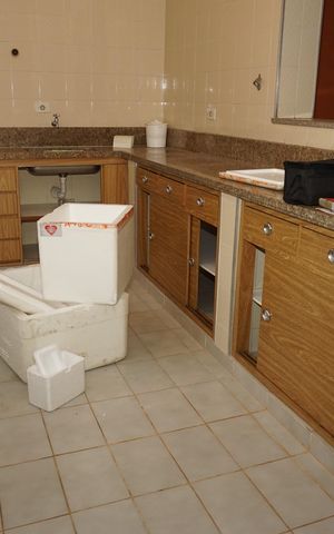 Casa para alugar com 1276m², 4 quartos e 7 vagasCozinha do Salão de Festas