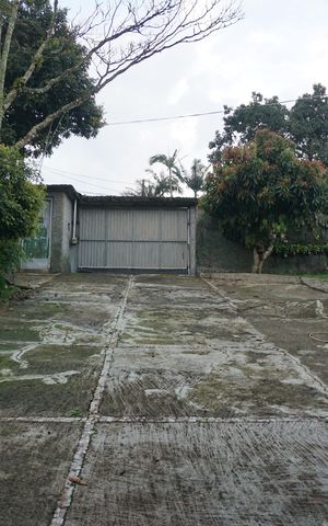 Casa para alugar com 1276m², 4 quartos e 7 vagasGaragem