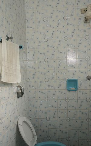 Casa para alugar com 1276m², 4 quartos e 7 vagasBanheiro