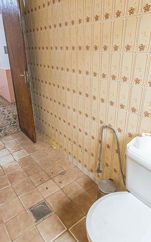 Casa para alugar com 136m², 3 quartos e 2 vagas Casa para alugar com 136m², 3 quartos e 2 vagasBanheiro social