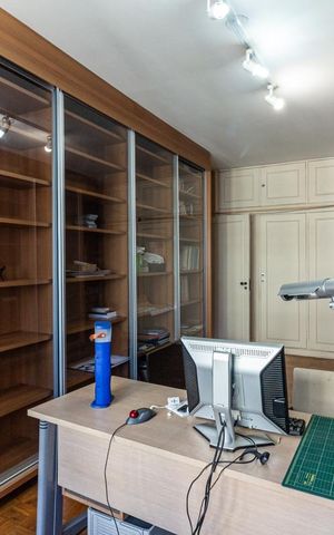 Apartamento à venda com 172m², 3 quartos e 1 vaga Apartamento à venda com 172m², 3 quartos e 1 vagaQuarto 1