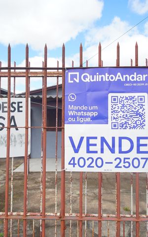 Casa à venda com 100m², 2 quartos e 2 vagasPlaca