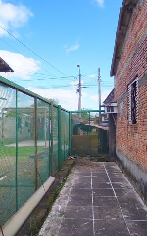 Casa à venda com 100m², 2 quartos e 2 vagasÁrea externa