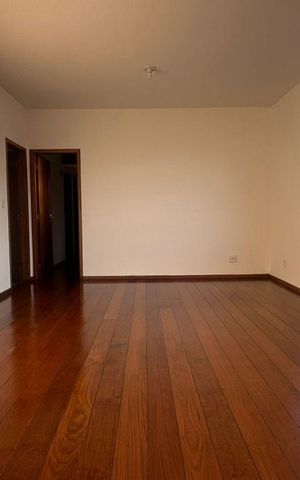Apartamento à venda com 100m², 3 quartos e 2 vagas Apartamento à venda com 100m², 3 quartos e 2 vagasSala
