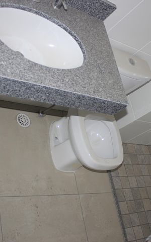 Apartamento à venda com 69m², 2 quartos e 1 vagaBanheiro social