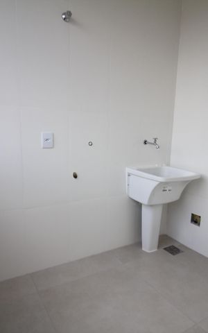 Apartamento para alugar com 95m², 3 quartos e 1 vagaÁrea de Serviço
