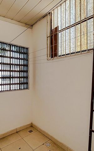 Casa para alugar com 90m², 3 quartos e sem vagaÁrea de Serviço