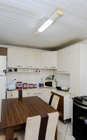 Casa à venda com 155m², 4 quartos e 1 vagaCozinha