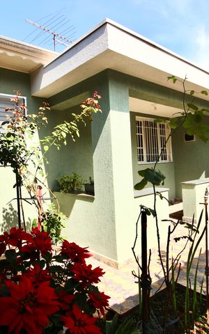Casa para alugar com 120m², 3 quartos e 1 vagaQuintal 