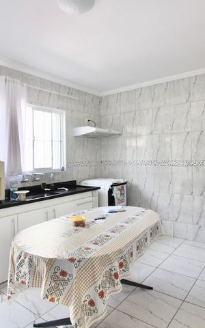 Casa para alugar com 120m², 3 quartos e 1 vagaCozinha 