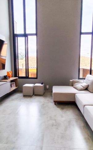 Casa de condomínio à venda com 233m², 4 quartos e 4 vagas Casa de condomínio à venda com 233m², 4 quartos e 4 vagasSala