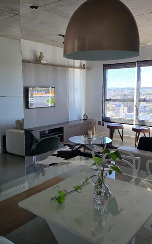 Apartamento à venda com 70m², 2 quartos e 2 vagasSala