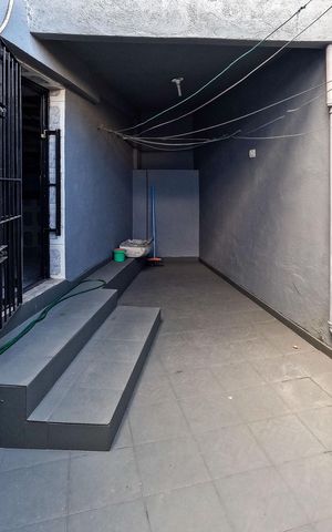 Casa à venda com 250m², 3 quartos e 2 vagas Casa à venda com 250m², 3 quartos e 2 vagasQuintal