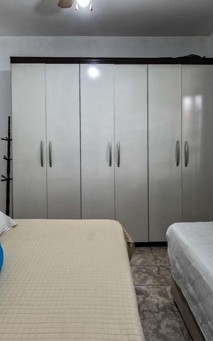 Casa à venda com 250m², 3 quartos e 2 vagas Casa à venda com 250m², 3 quartos e 2 vagasSuíte 1
