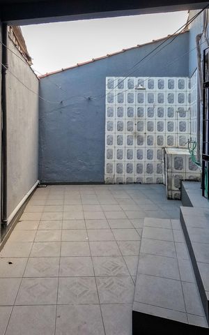 Casa à venda com 250m², 3 quartos e 2 vagas Casa à venda com 250m², 3 quartos e 2 vagasQuintal