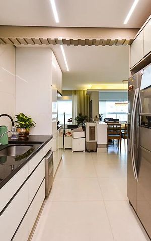 Apartamento à venda com 115m², 4 quartos e 3 vagas Apartamento à venda com 115m², 4 quartos e 3 vagasCozinha