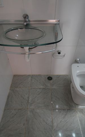 Casa à venda com 260m², 3 quartos e 2 vagasBanheiro Suíte 2