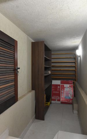 Casa de condomínio para alugar com 380m², 4 quartos e 4 vagasDespensa
