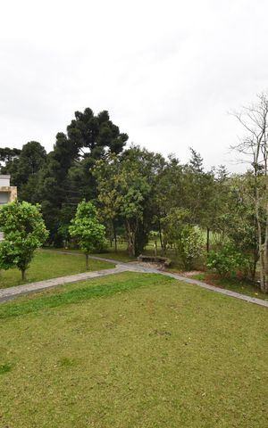 Casa de condomínio para alugar com 380m², 4 quartos e 4 vagasSacada 2