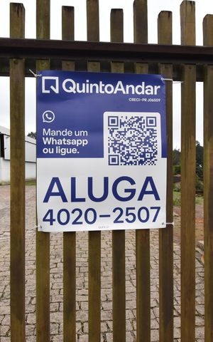 Casa de condomínio para alugar com 380m², 4 quartos e 4 vagasPlaca