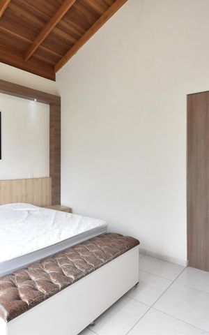 Casa de condomínio para alugar com 380m², 4 quartos e 4 vagasSuíte