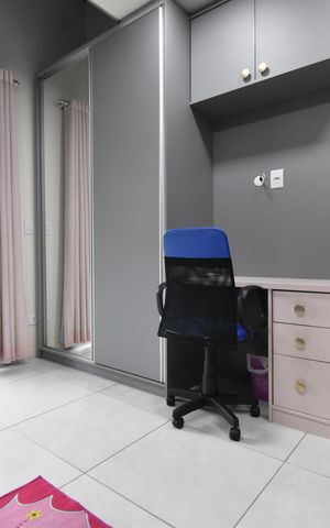 Casa de condomínio para alugar com 380m², 4 quartos e 4 vagasQuarto 3