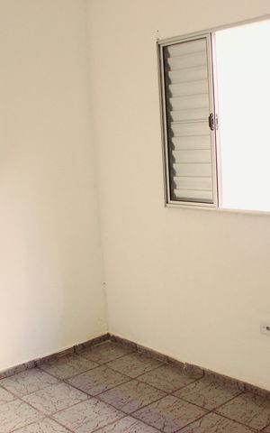 Casa para alugar com 60m², 1 quarto e sem vagaQuarto