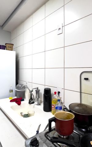 Apartamento para alugar com 34m², 2 quartos e sem vaga Apartamento para alugar com 34m², 2 quartos e sem vagaCozinha e área de serviço