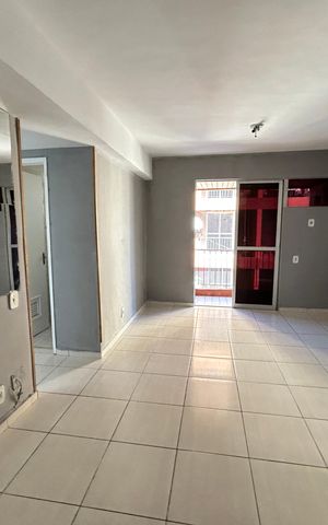 Apartamento para alugar com 65m², 2 quartos e 1 vagaSala