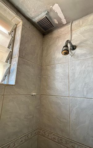 Apartamento para alugar com 65m², 2 quartos e 1 vagaBanheiro