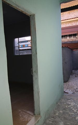 Casa para alugar com 100m², 2 quartos e sem vagaÁrea de Serviço
