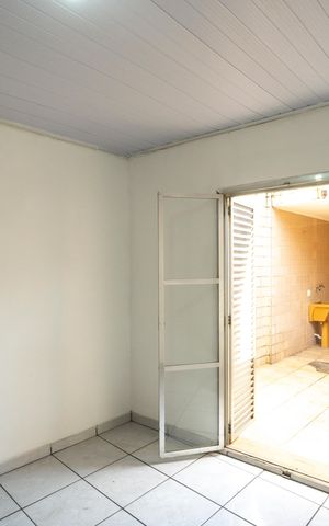 Casa à venda com 88m², 2 quartos e sem vaga Casa à venda com 88m², 2 quartos e sem vagaQuarto 02